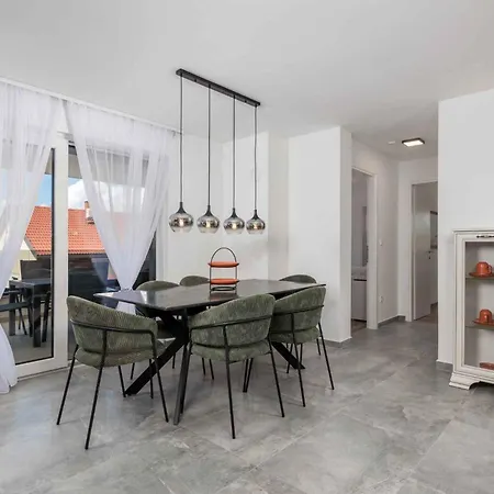 Apartman With A - C In Malinska-insel Krk 57368 *